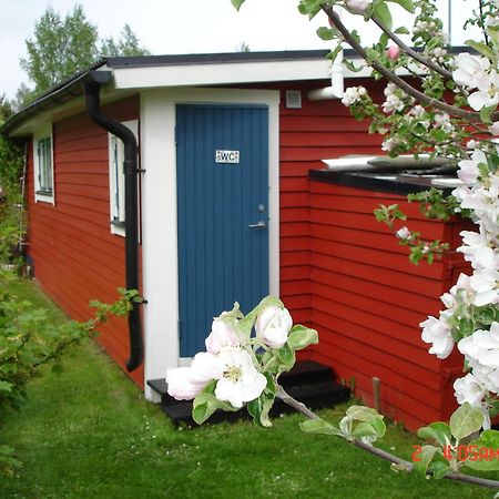 Karlholm Snatra Stugomrade Villa Karlholmsbruk ภายนอก รูปภาพ